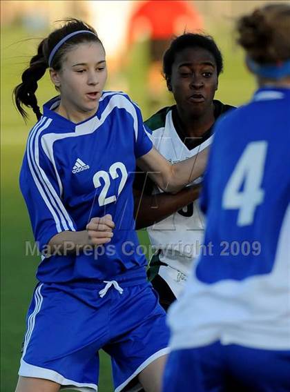 Thumbnail 1 in Pomona Catholic vs. Charter Oak photogallery.