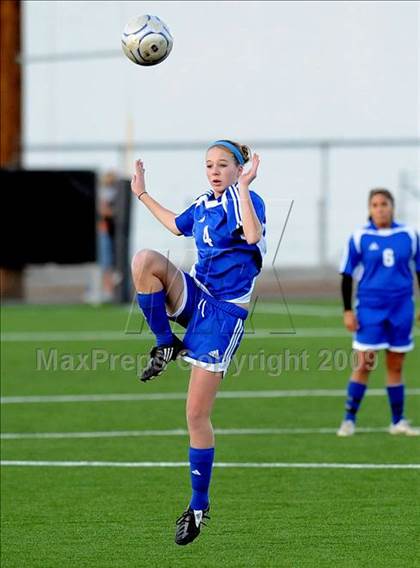 Thumbnail 2 in Pomona Catholic vs. Charter Oak photogallery.