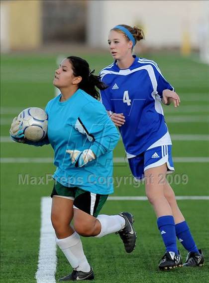 Thumbnail 2 in Pomona Catholic vs. Charter Oak photogallery.