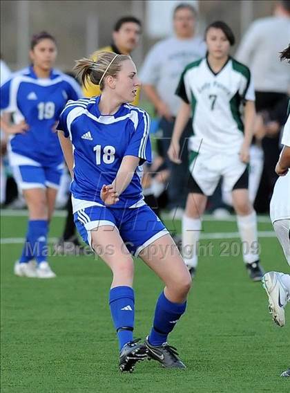 Thumbnail 2 in Pomona Catholic vs. Charter Oak photogallery.