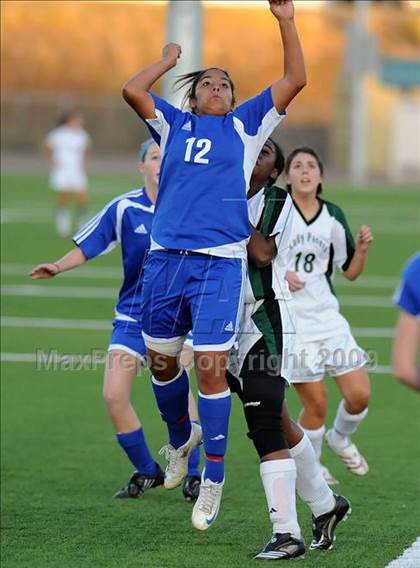 Thumbnail 1 in Pomona Catholic vs. Charter Oak photogallery.