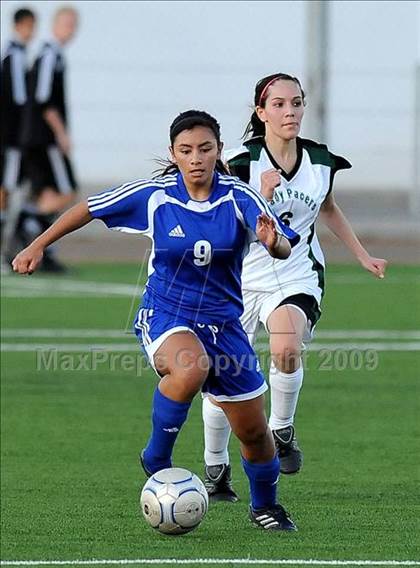 Thumbnail 1 in Pomona Catholic vs. Charter Oak photogallery.
