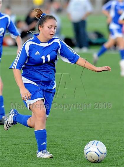Thumbnail 2 in Pomona Catholic vs. Charter Oak photogallery.