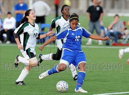 Thumbnail 1 in Pomona Catholic vs. Charter Oak photogallery.