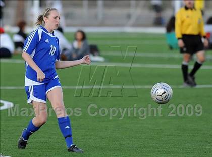 Thumbnail 3 in Pomona Catholic vs. Charter Oak photogallery.