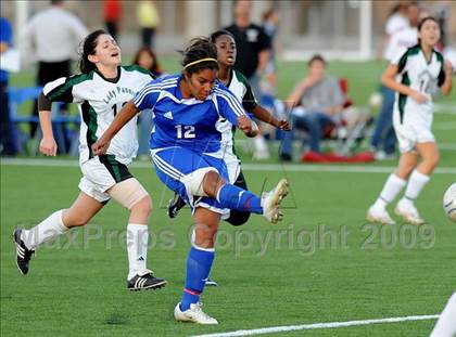 Thumbnail 2 in Pomona Catholic vs. Charter Oak photogallery.