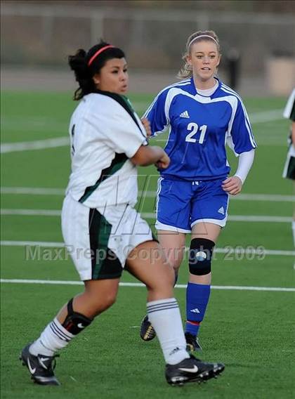 Thumbnail 2 in Pomona Catholic vs. Charter Oak photogallery.