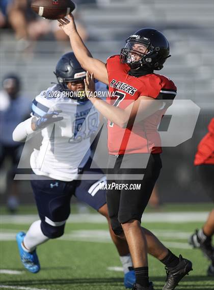 Thumbnail 3 in Fort Bend Clements @ Terry photogallery.