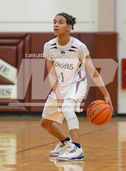 Thumbnail 1 in Gervin Academy vs. Falls City (UIL 2A BiDistrict Playoffs) photogallery.