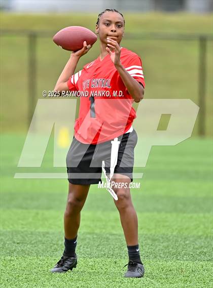 Thumbnail 3 in Ben Davis vs North Central  photogallery.