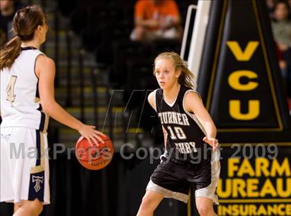 Thumbnail 1 in Hidden Valley vs. Ashby (VHSL AA D4 Semifinal) photogallery.