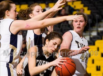 Thumbnail 3 in Hidden Valley vs. Ashby (VHSL AA D4 Semifinal) photogallery.