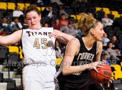 Thumbnail 2 in Hidden Valley vs. Ashby (VHSL AA D4 Semifinal) photogallery.