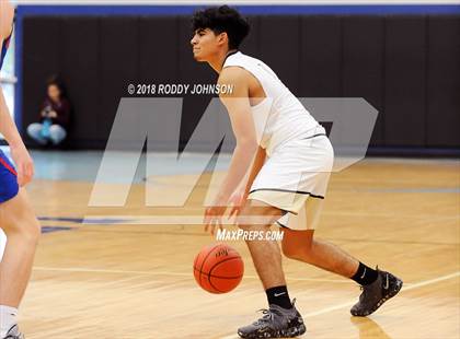 Thumbnail 3 in Grapevine vs. Conroe (McDonald's Texas Invitational) photogallery.