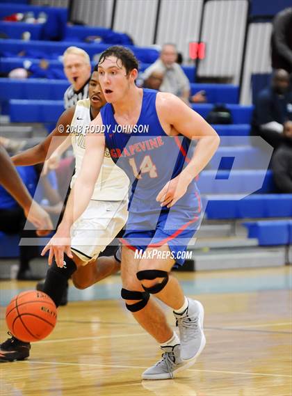 Thumbnail 2 in Grapevine vs. Conroe (McDonald's Texas Invitational) photogallery.