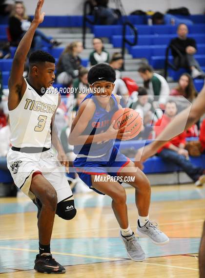 Thumbnail 3 in Grapevine vs. Conroe (McDonald's Texas Invitational) photogallery.