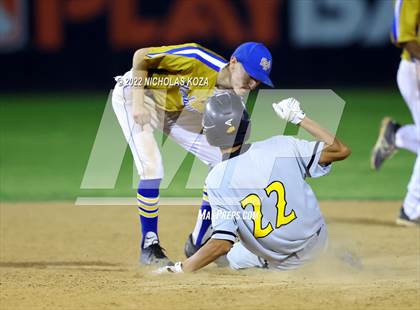 Thumbnail 3 in Bosco Tech vs. Verbum Dei photogallery.