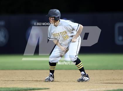 Thumbnail 1 in Bosco Tech vs. Verbum Dei photogallery.