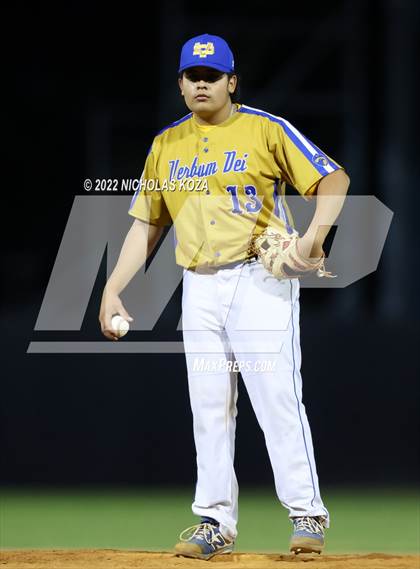 Thumbnail 3 in Bosco Tech vs. Verbum Dei photogallery.