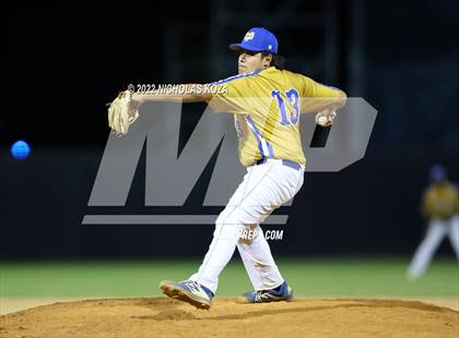 Thumbnail 3 in Bosco Tech vs. Verbum Dei photogallery.