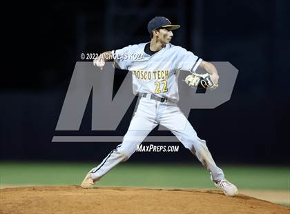 Thumbnail 3 in Bosco Tech vs. Verbum Dei photogallery.