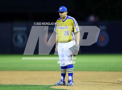 Thumbnail 3 in Bosco Tech vs. Verbum Dei photogallery.