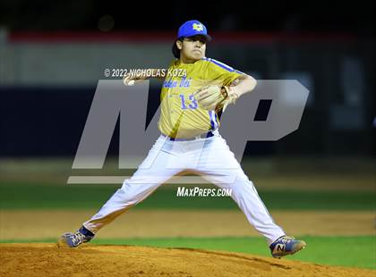 Thumbnail 2 in Bosco Tech vs. Verbum Dei photogallery.