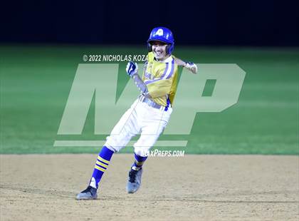Thumbnail 1 in Bosco Tech vs. Verbum Dei photogallery.