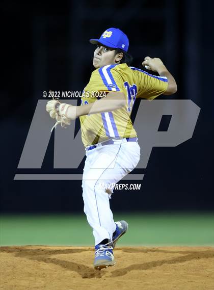 Thumbnail 2 in Bosco Tech vs. Verbum Dei photogallery.