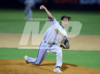 Thumbnail 3 in Bosco Tech vs. Verbum Dei photogallery.
