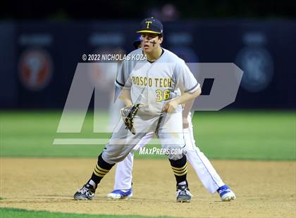 Thumbnail 3 in Bosco Tech vs. Verbum Dei photogallery.