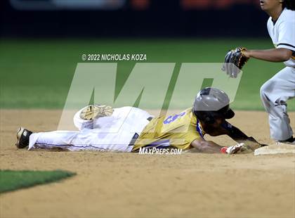 Thumbnail 2 in Bosco Tech vs. Verbum Dei photogallery.
