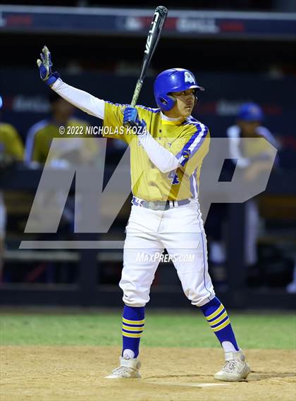 Thumbnail 2 in Bosco Tech vs. Verbum Dei photogallery.