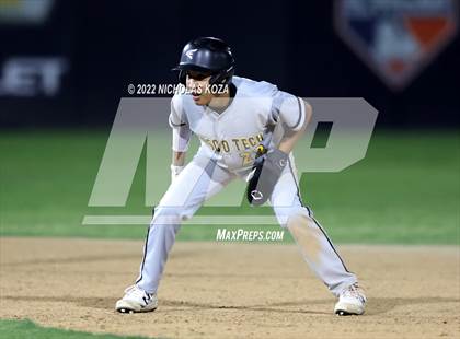 Thumbnail 2 in Bosco Tech vs. Verbum Dei photogallery.