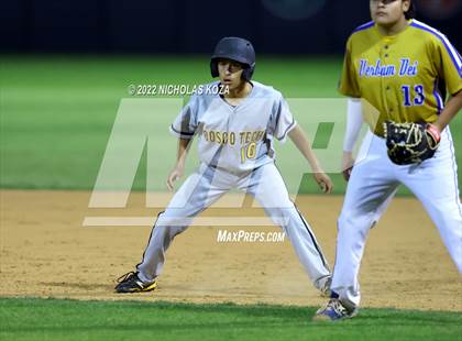 Thumbnail 1 in Bosco Tech vs. Verbum Dei photogallery.
