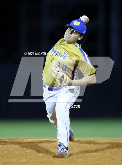 Thumbnail 3 in Bosco Tech vs. Verbum Dei photogallery.