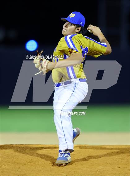 Thumbnail 2 in Bosco Tech vs. Verbum Dei photogallery.