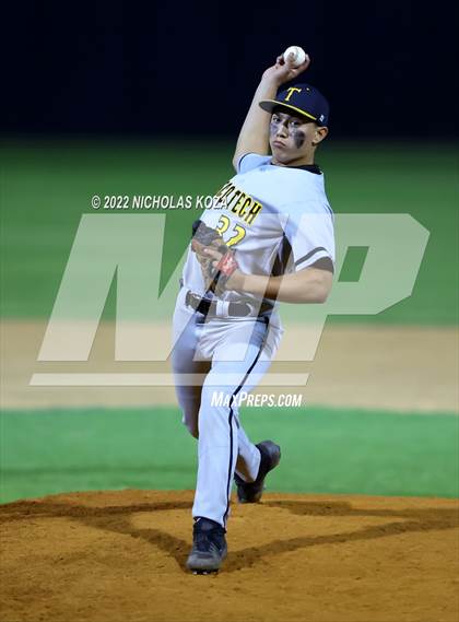 Thumbnail 1 in Bosco Tech vs. Verbum Dei photogallery.