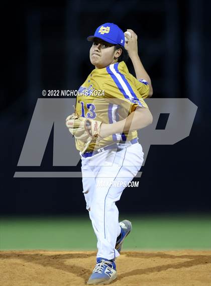 Thumbnail 2 in Bosco Tech vs. Verbum Dei photogallery.