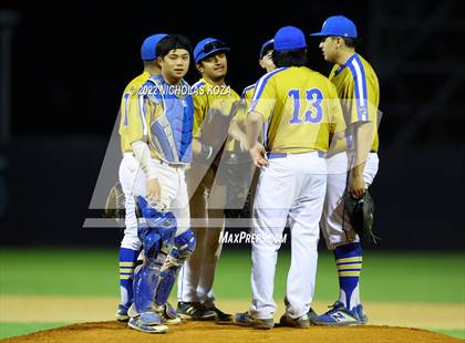 Thumbnail 3 in Bosco Tech vs. Verbum Dei photogallery.