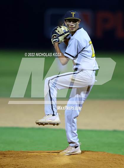 Thumbnail 2 in Bosco Tech vs. Verbum Dei photogallery.
