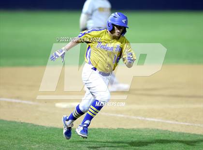 Thumbnail 3 in Bosco Tech vs. Verbum Dei photogallery.