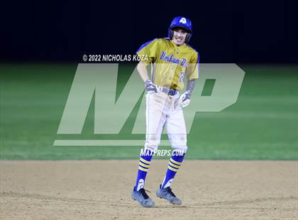 Thumbnail 2 in Bosco Tech vs. Verbum Dei photogallery.