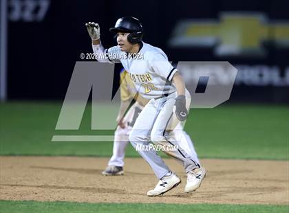 Thumbnail 3 in Bosco Tech vs. Verbum Dei photogallery.