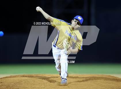 Thumbnail 1 in Bosco Tech vs. Verbum Dei photogallery.
