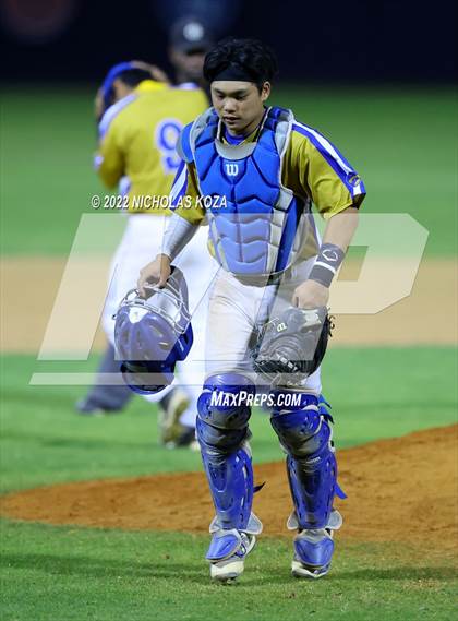 Thumbnail 2 in Bosco Tech vs. Verbum Dei photogallery.