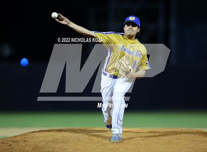 Thumbnail 1 in Bosco Tech vs. Verbum Dei photogallery.