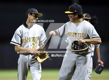 Thumbnail 3 in Bosco Tech vs. Verbum Dei photogallery.