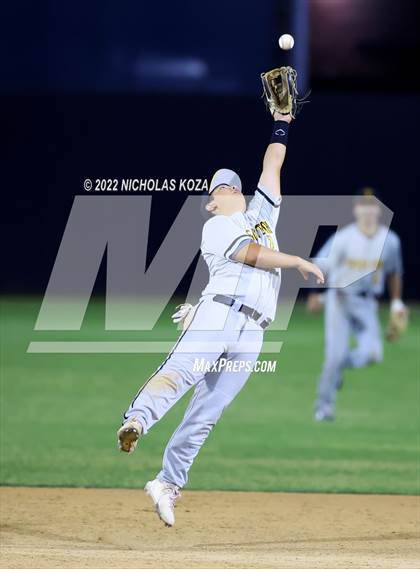 Thumbnail 1 in Bosco Tech vs. Verbum Dei photogallery.