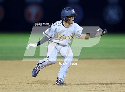 Thumbnail 2 in Bosco Tech vs. Verbum Dei photogallery.